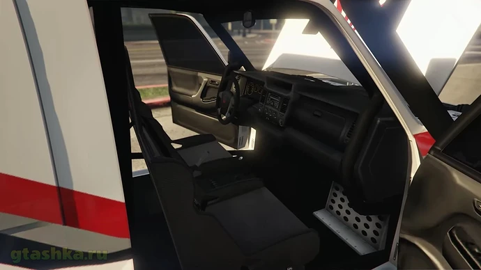 Pajero Evolution в GTA Online. Салон.