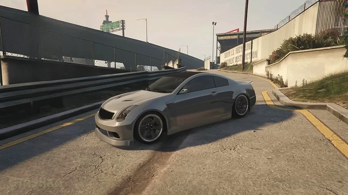 Fathom FR36 — это Infiniti G35 и Nissan 350Z в ГТА Онлайн.