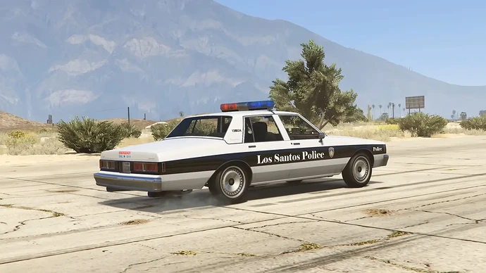 Declasse Impaler LX Cruiser - солидный полицейский автомобиль.